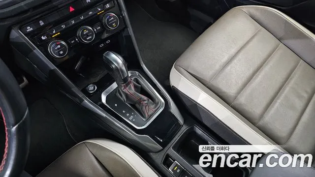 Volkswagen T-Roc 2022 thumb 9