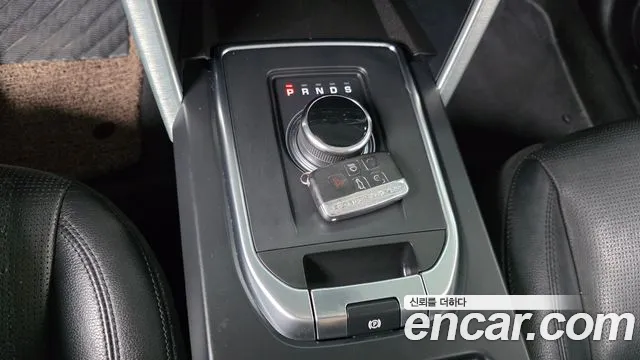 Land Rover Discovery Sport 2018 thumb 9