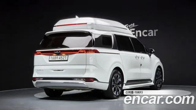 Kia Carnival 2022 thumb 2