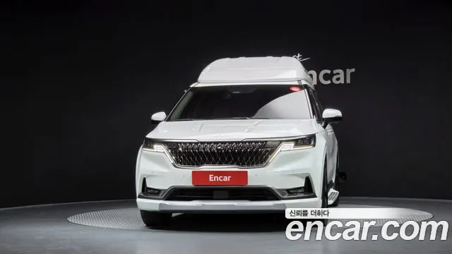 Kia Carnival 2022 thumb 3