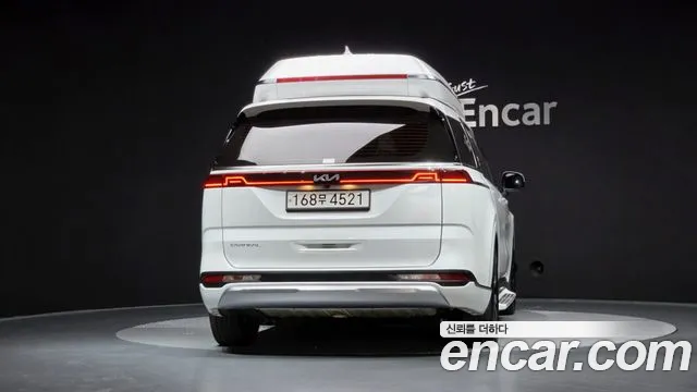 Kia Carnival 2022 thumb 4