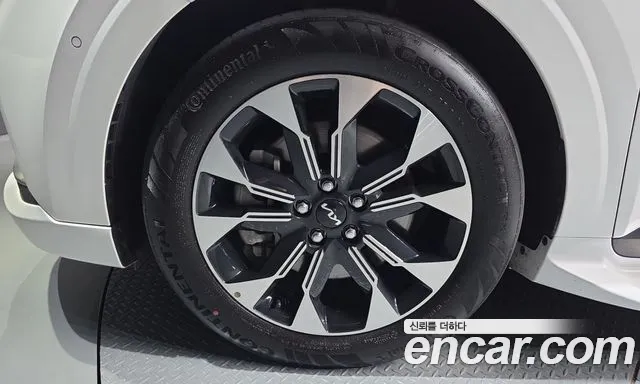 Kia Carnival 2022 thumb 5