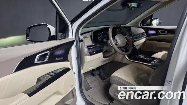 Kia Carnival 2022 thumb 10