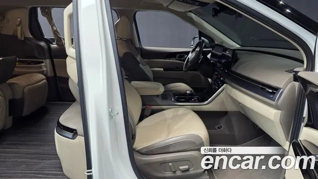 Kia Carnival 2022 thumb 11
