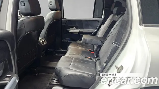 Mercedes-Benz GLB 2024 thumb 12