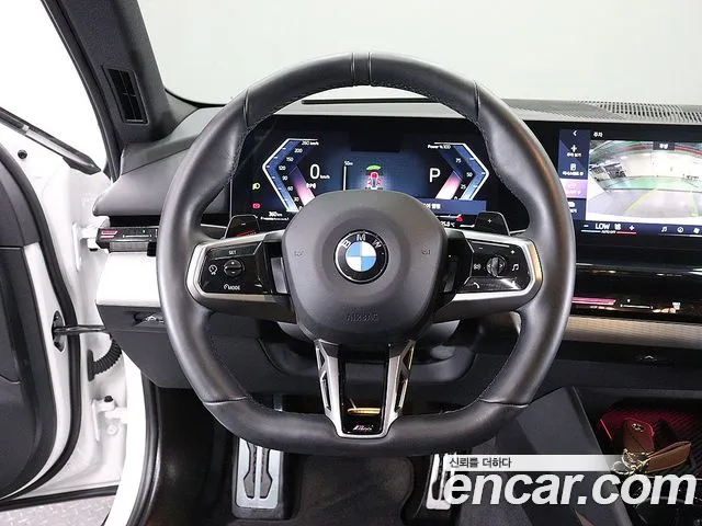 BMW 5-Series 2023 thumb 7