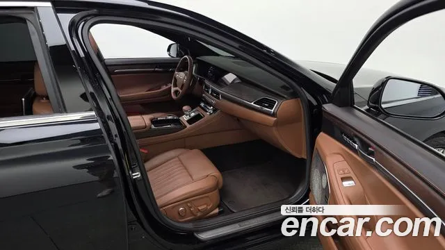 Genesis G90 2019 thumb 11