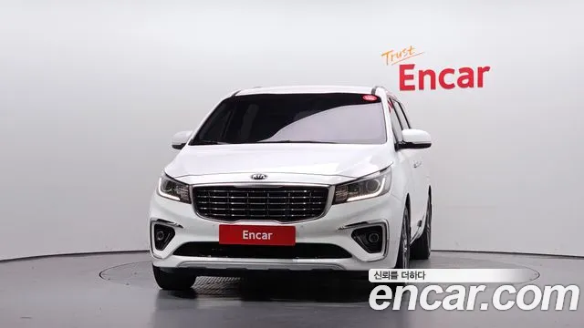Kia Carnival 2018 thumb 3