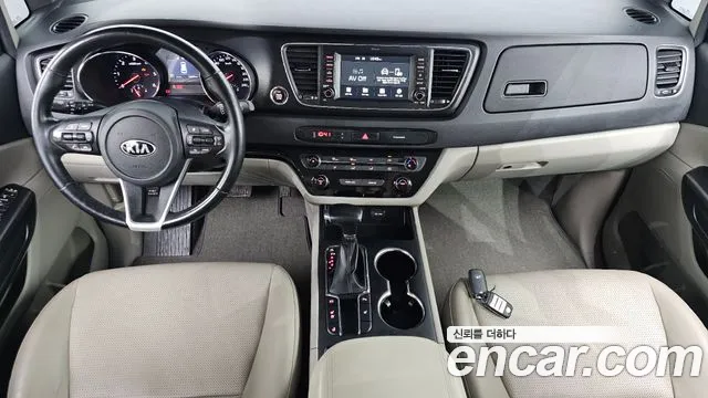 Kia Carnival 2018 thumb 7