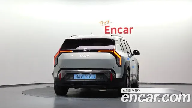 Kia EV3 2025 thumb 4