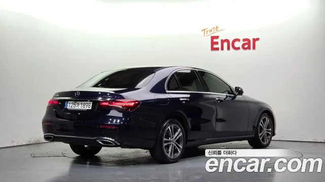 Mercedes-Benz E-Класс 2021 thumb 2