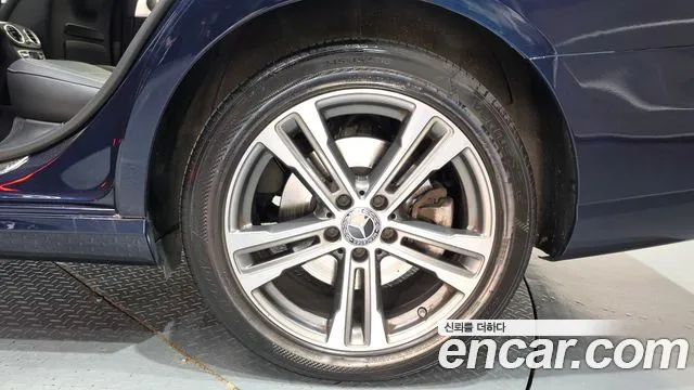 Mercedes-Benz E-Класс 2021 thumb 5
