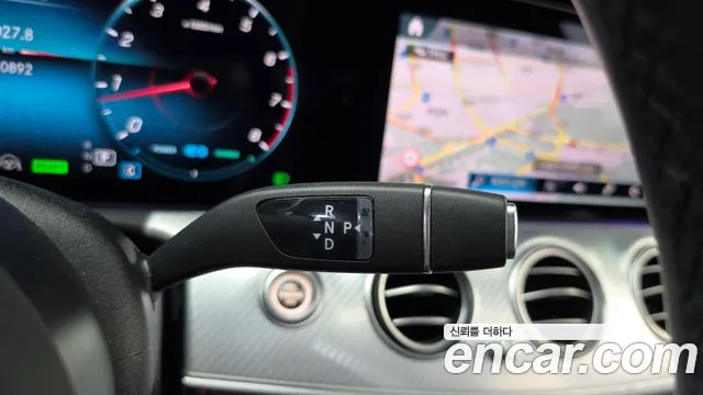 Mercedes-Benz E-Класс 2021 thumb 9