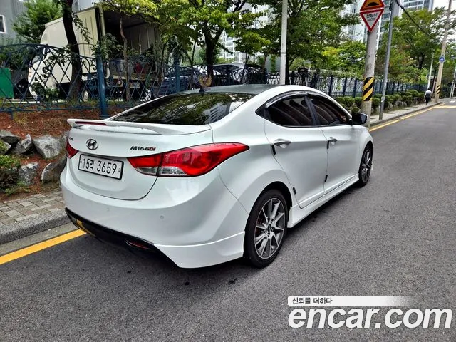 Hyundai Avante 2011 thumb 7