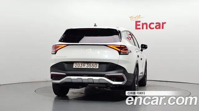 Kia Sportage 2023 thumb 4