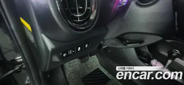 Kia Morning 2018 thumb 10