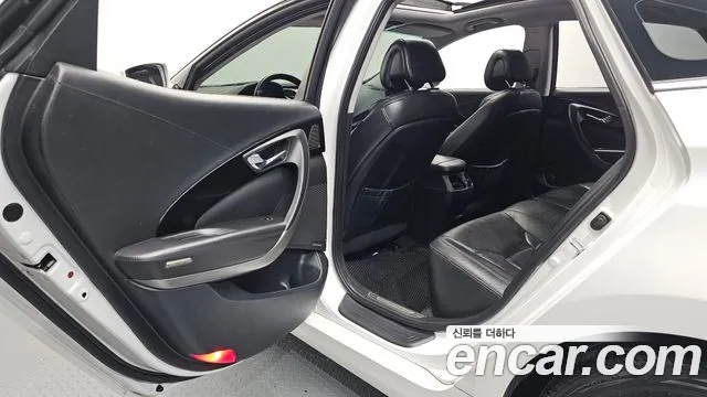 Hyundai Grandeur 2013 thumb 12