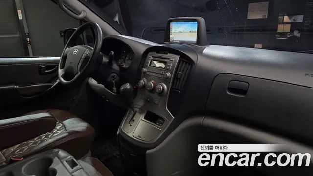 Hyundai Starex 2015 thumb 7