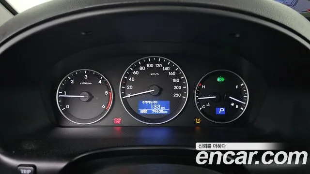 Hyundai Starex 2021 thumb 8