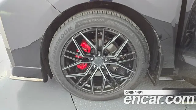 Toyota Sienna 2024 thumb 5