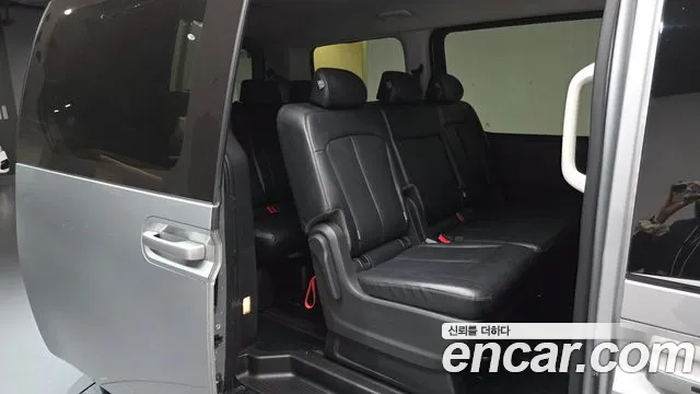 Hyundai Staria 2022 thumb 11