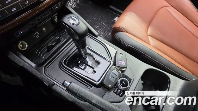 KG_Mobility_Ssangyong Rexton 2019 thumb 9