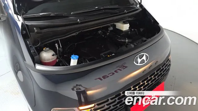 Hyundai Staria 2022 thumb 5