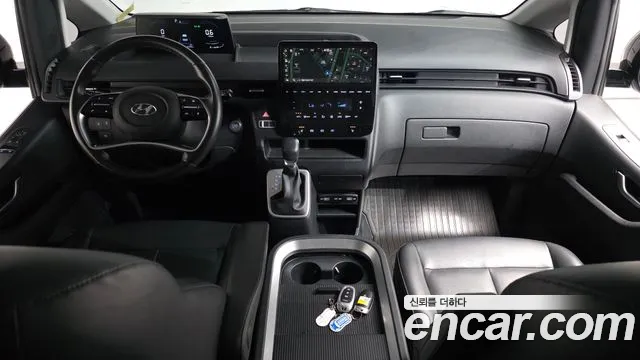 Hyundai Staria 2022 thumb 6