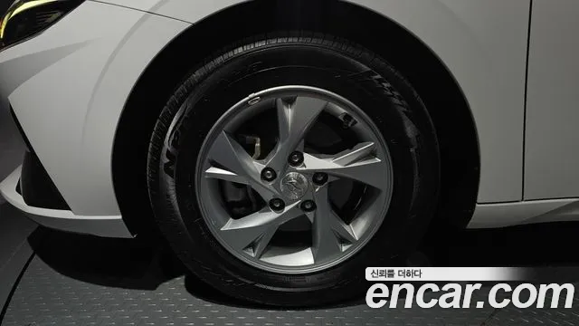 Hyundai Avante 2020 thumb 5