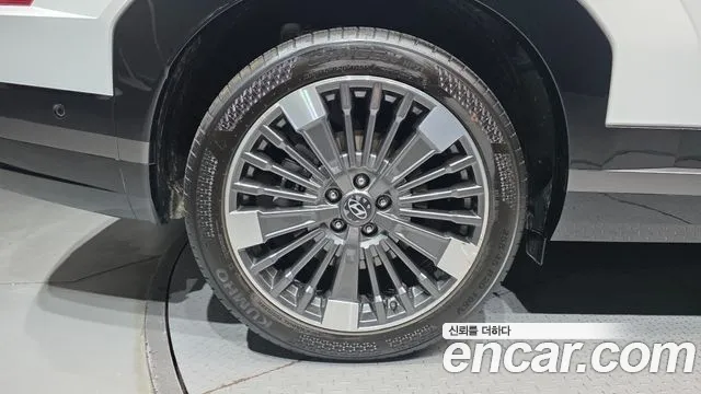 Hyundai Santa Fe 2024 thumb 5