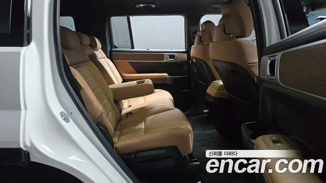 Hyundai Santa Fe 2024 thumb 11
