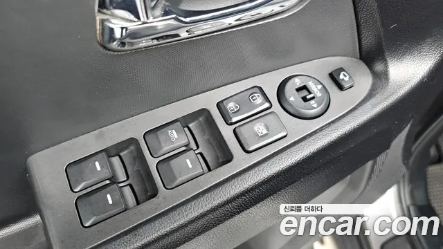 Kia Sportage 2013 thumb 12