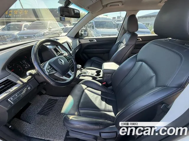 KG_Mobility_Ssangyong Rexton 2019 thumb 10