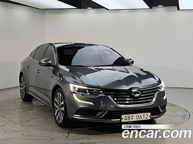 Renault-KoreaSamsung Megane 2016 thumb 2
