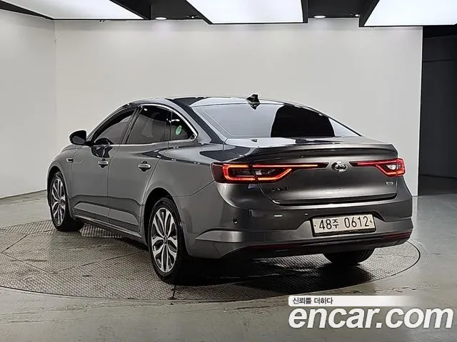 Renault-KoreaSamsung Megane 2016 thumb 3