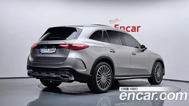 Mercedes-Benz GLC 2024 thumb 2
