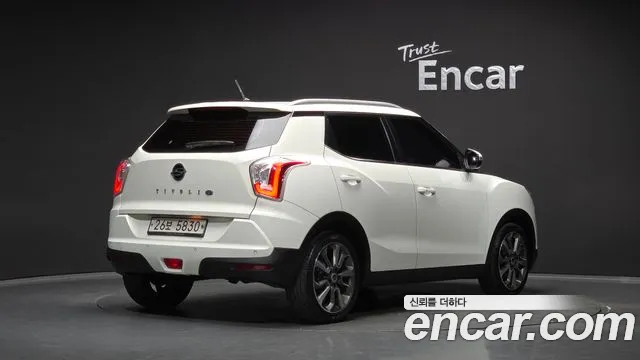 KG_Mobility_Ssangyong TIBOLI 2015 thumb 2