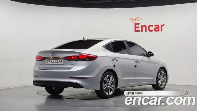 Hyundai Avante 2018 thumb 2