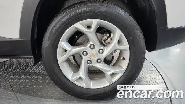 ChevroletGMDaewoo Tracker 2024 thumb 5