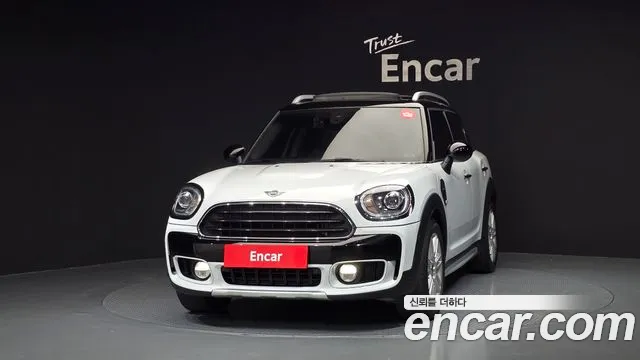 MINI Countryman 2019 thumb 3
