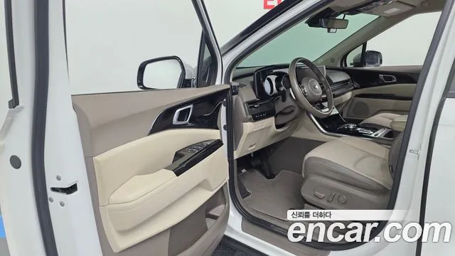 Kia Carnival 2021 thumb 10