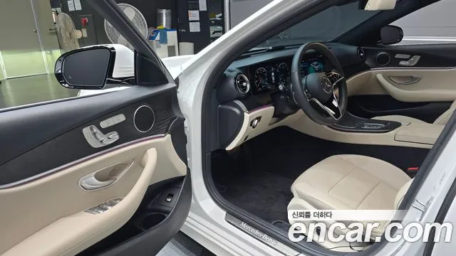 Mercedes-Benz E-Класс 2023 thumb 10