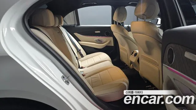 Mercedes-Benz E-Класс 2023 thumb 11