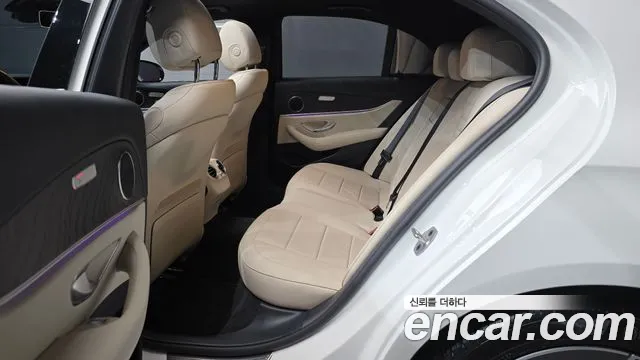 Mercedes-Benz E-Класс 2023 thumb 12
