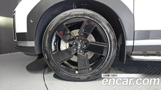 Hyundai Santa Fe 2023 thumb 4