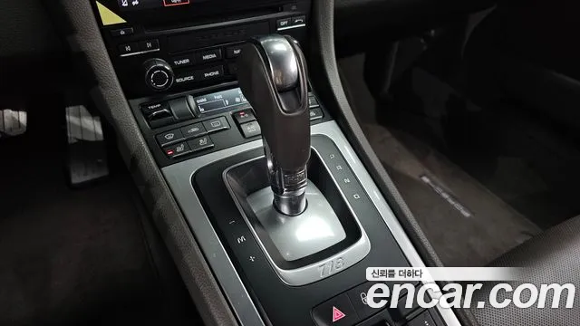 Porsche Cayman 2016 thumb 8