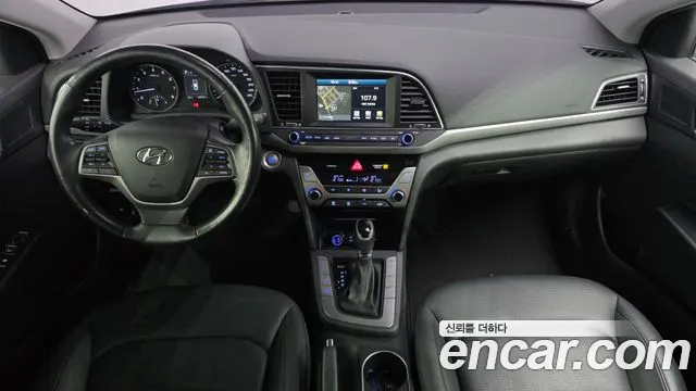 Hyundai Avante 2016 thumb 6