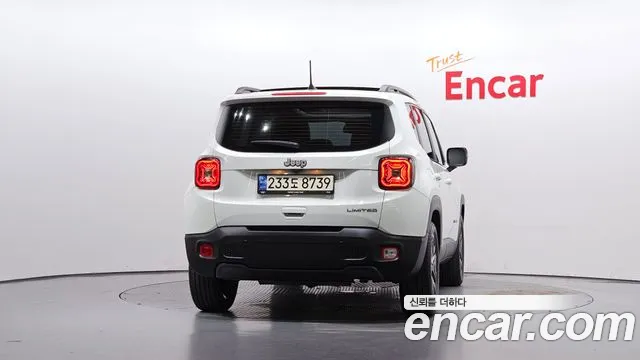 Jeep Renegade 2023 thumb 4
