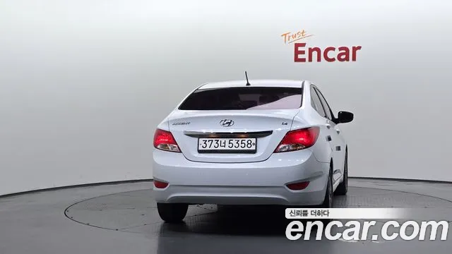 Hyundai Accent 2019 thumb 4