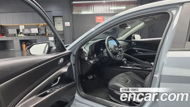 Hyundai Avante 2021 thumb 10